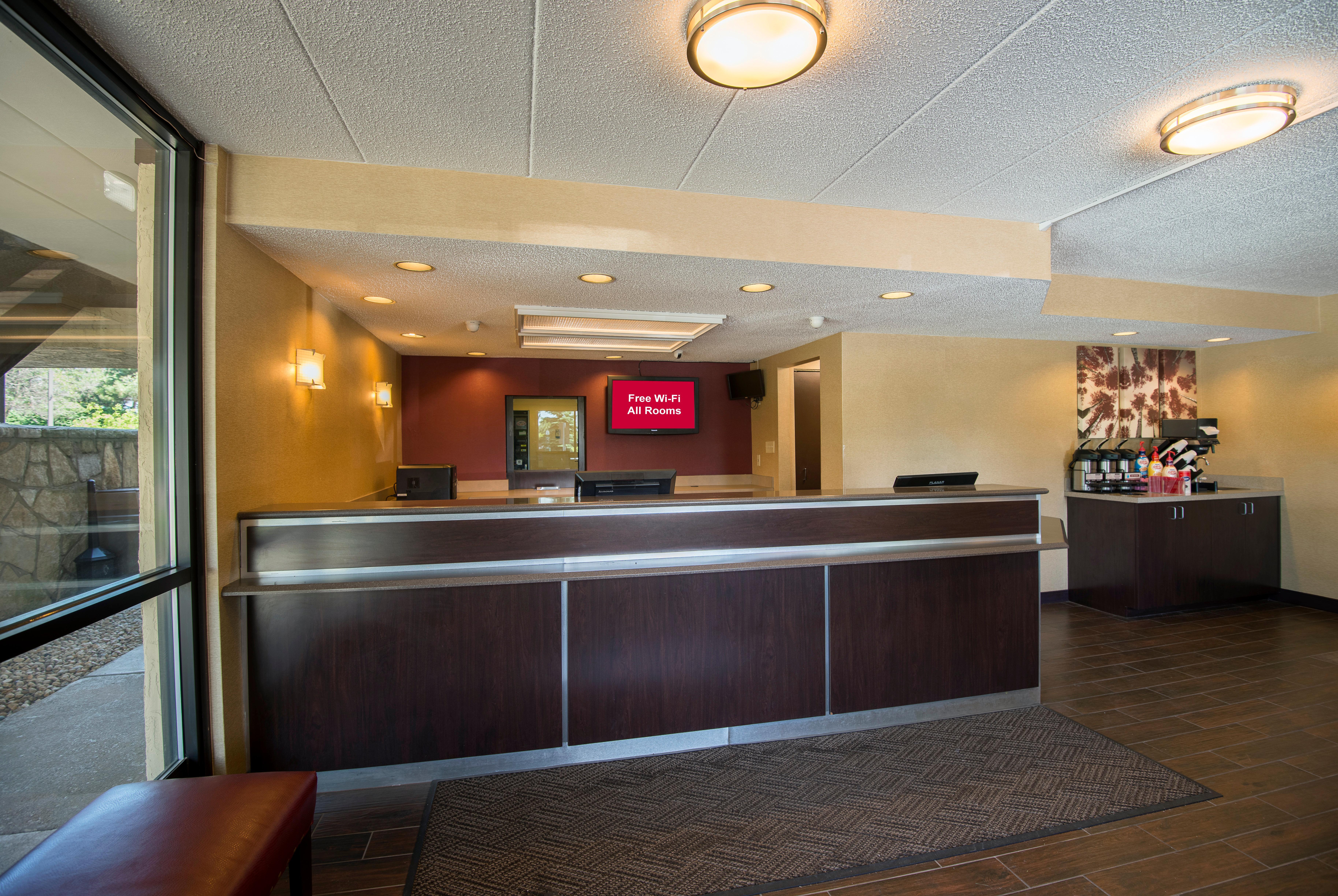 Red Roof Inn Plus+ Chicago - Уиллоубрук Экстерьер фото